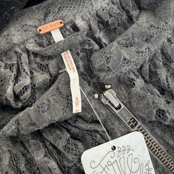 NWT Free People Grey Floral Lace Peplum Zip Up Jacket Puff Sleeve Boho Small NEW - Picture 14 of 15